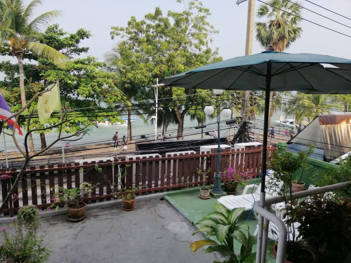 Montana Court Pattaya Apartamento Exterior foto